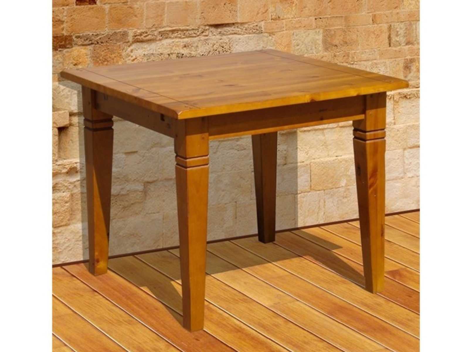 Selský jídelní stůl 90x90 z masivního dřeva Glory